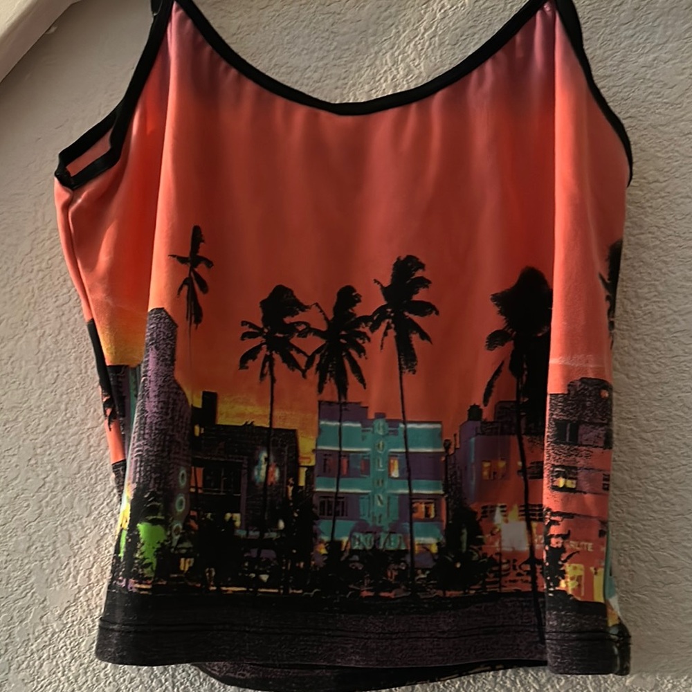 Y2K style crop Sunset Cityscape Cami Top size large - Picture 2 of 3